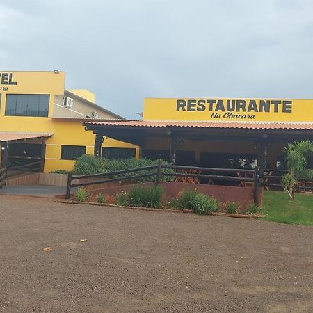 Hotel E Restaurante Na Chacara Dourados Eksteriør bilde